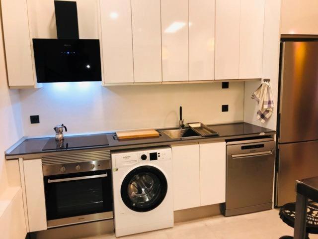 7 Beds, 3Bedr, Centro, Sol, Gran Via, Metro Noviciado, Callao Madrid Dış mekan fotoğraf